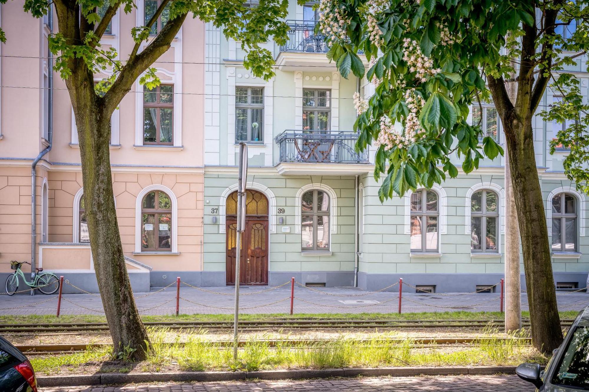 51 Z Miejscem Parkingowym Apartment *